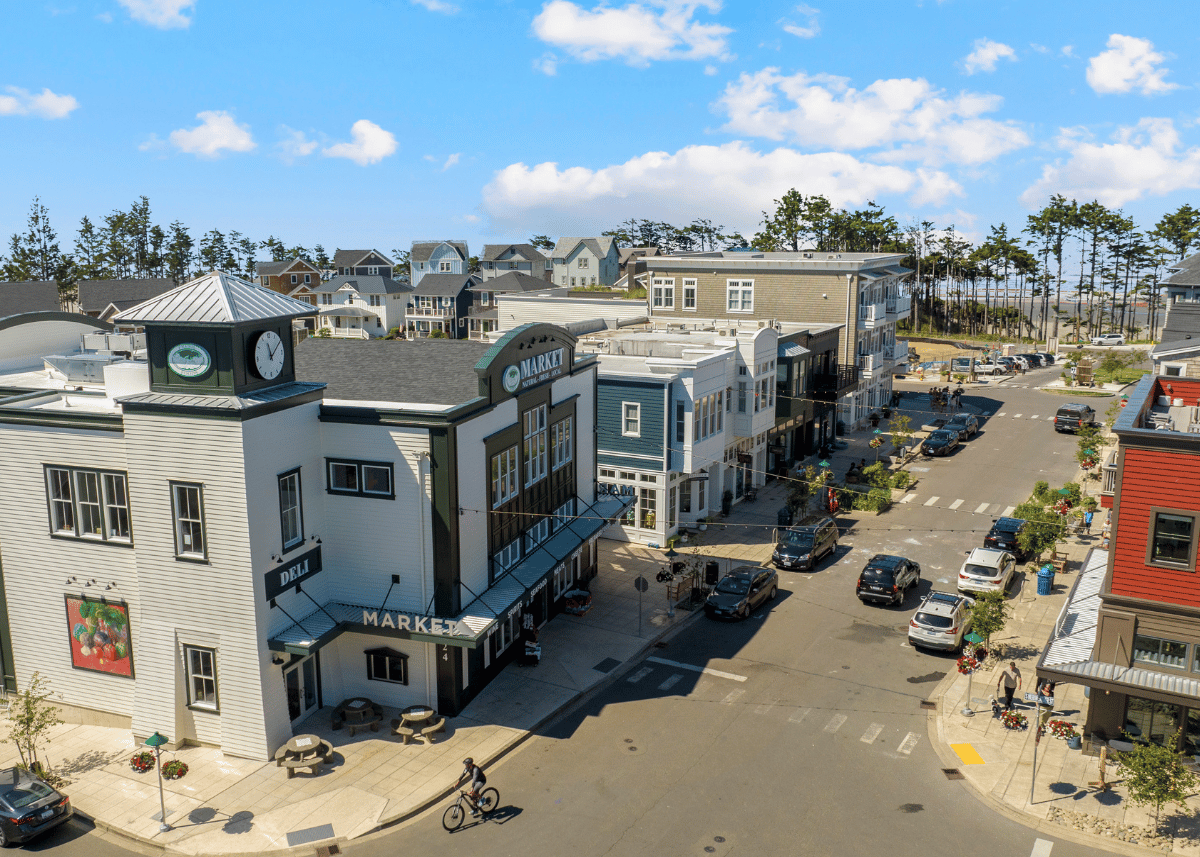 Town Center Shops & Restaurants | 5-Minute Ride