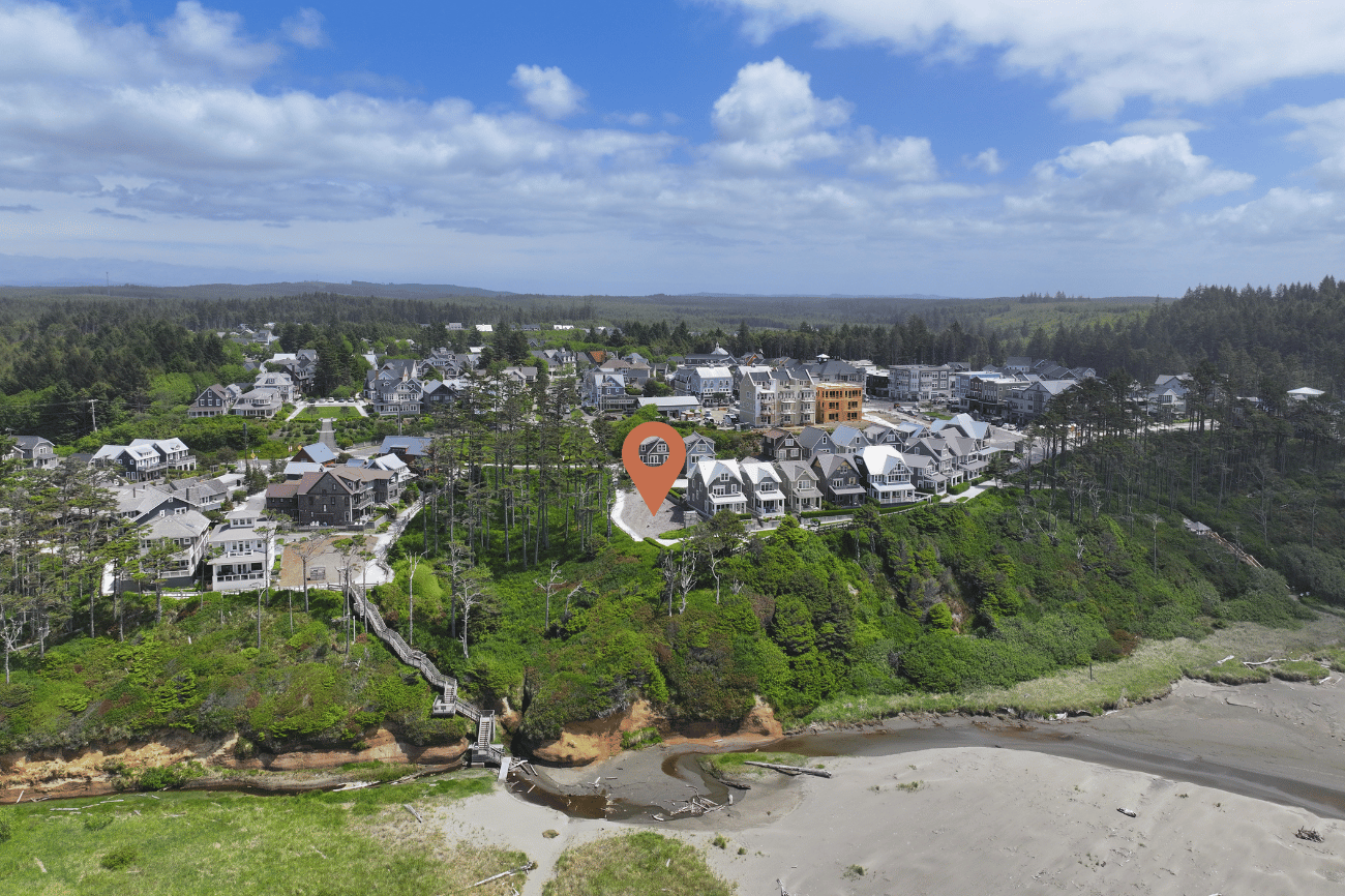 Steps Away From Shops & Restaurants In Seabrook's Town Center